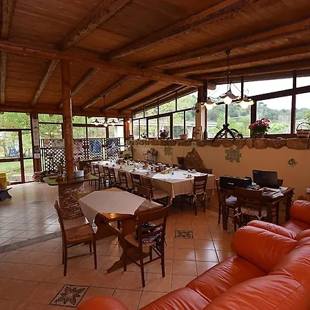 Giucalem - La Casa Negli Orti